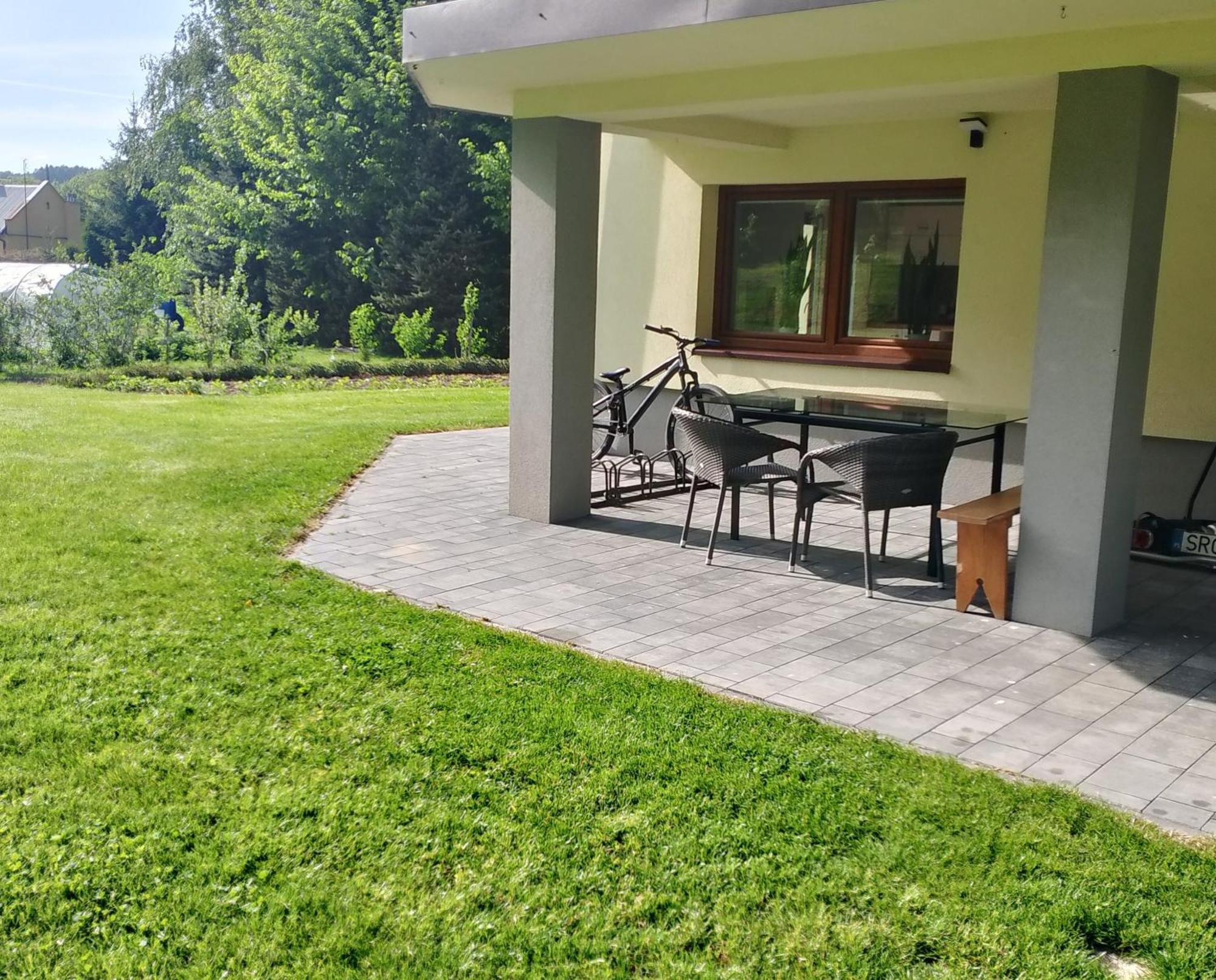 Apartament Z Ogrodem I Przemyśl Extérieur photo